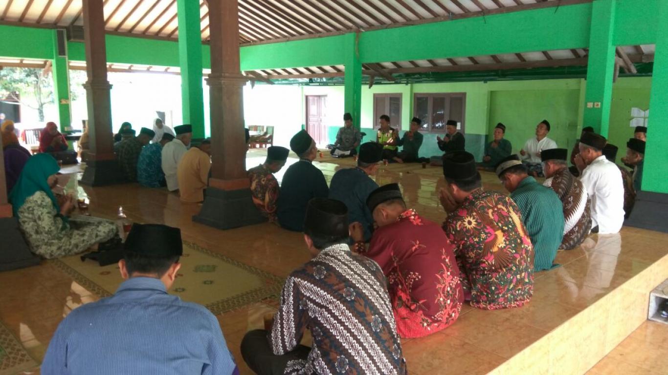 Kaum Rois Desa Pleret: Agendakan Wisata Religi 